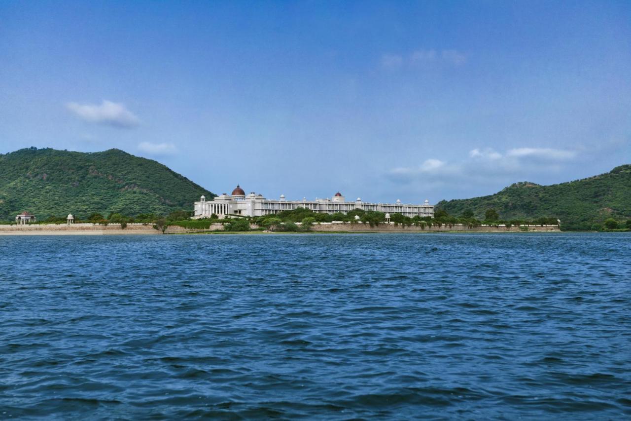 Raffles Udaipur Hotel Bagian luar foto